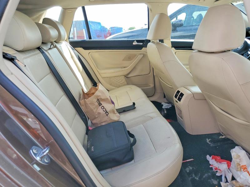 2011 Volkswagen Jetta მანქანა იყიდება აუქციონზე, vin: 3VWPZ7AJ9BM681597, აუქციონის ნომერი: 55073606