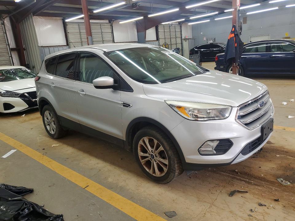 Продаж на аукціоні авто 2017 Ford Escape, vin: 1FMCU9GD0HUA56454, номер лоту: 52230486