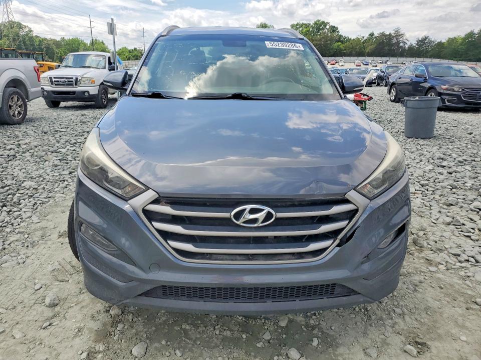 55239286 :رقم المزاد ، KM8J33A49JU711717 vin ، 2018 Hyundai Tucson مزاد بيع