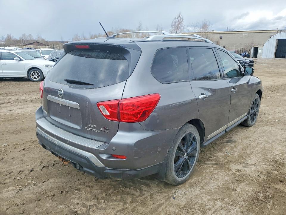 Продажа на аукционе авто 2017 Nissan Pathfinder, vin: 5N1DR2MM4HC671631, номер лота: 52866416