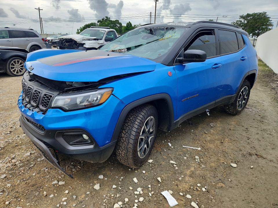 60445966 :رقم المزاد ، 3C4NJDDN4TT173995 vin ، 2026 Jeep Compass مزاد بيع