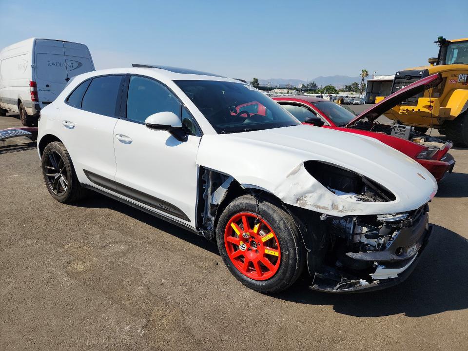 Auction sale of the 2023 Porsche Macan, vin: WP1AA2A59PLB16411, lot number: 54670206