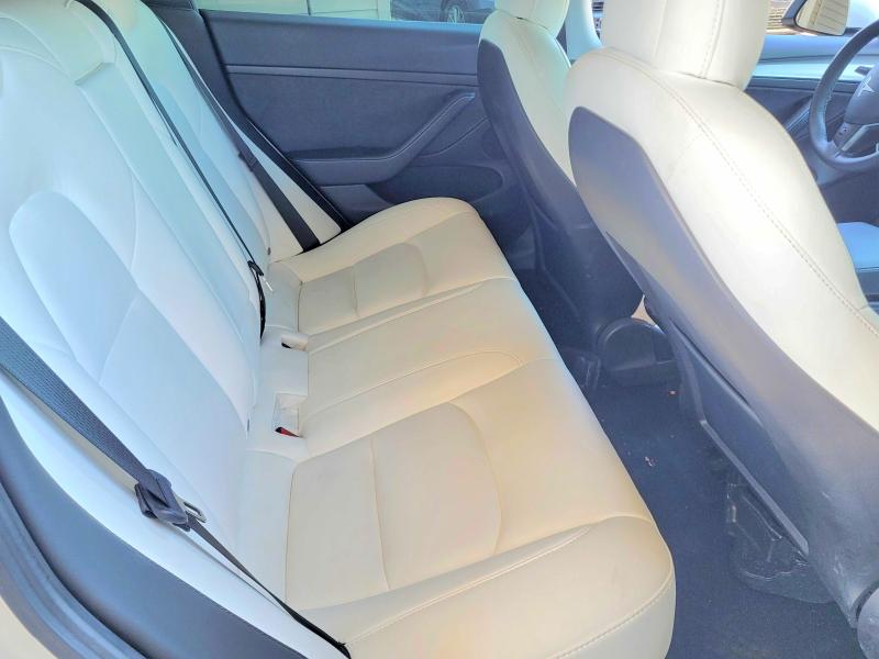 54809106 :رقم المزاد ، 5YJ3E1EA3MF031983 vin ، 2021 Tesla Model 3 مزاد بيع