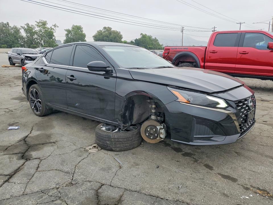 Продажа на аукционе авто 2025 Nissan Altima, vin: 1N4BL4CVXSN405566, номер лота: 51760316