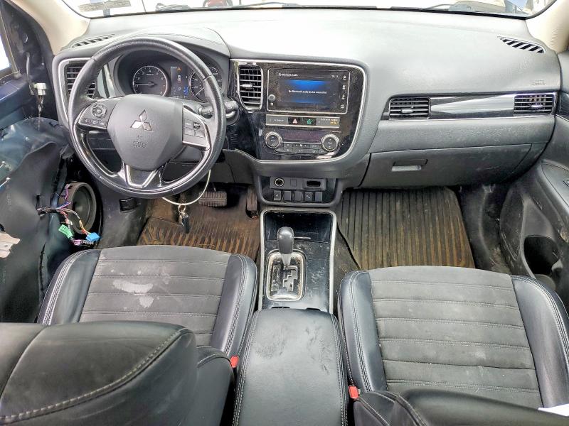 53241646 :رقم المزاد ، JA4AZ3A39KZ004383 vin ، 2019 Mitsubishi Outlander مزاد بيع