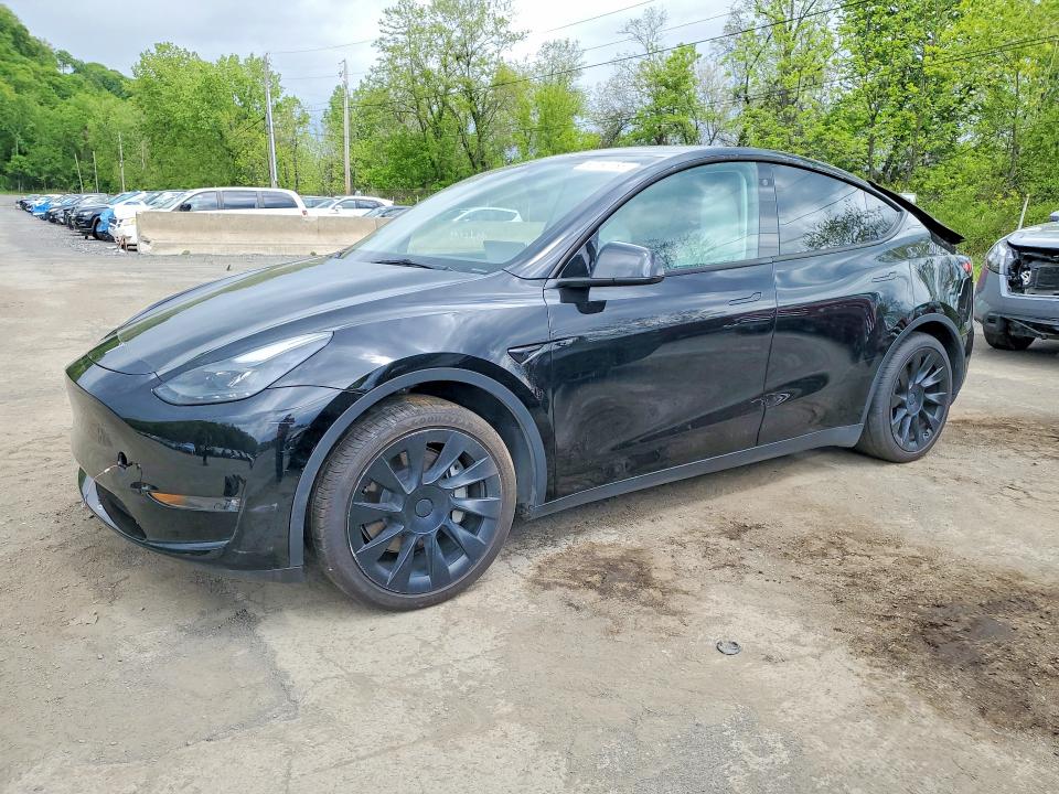 53162186 :رقم المزاد ، 7SAYGAEE2PF688347 vin ، 2023 Tesla Model Y مزاد بيع