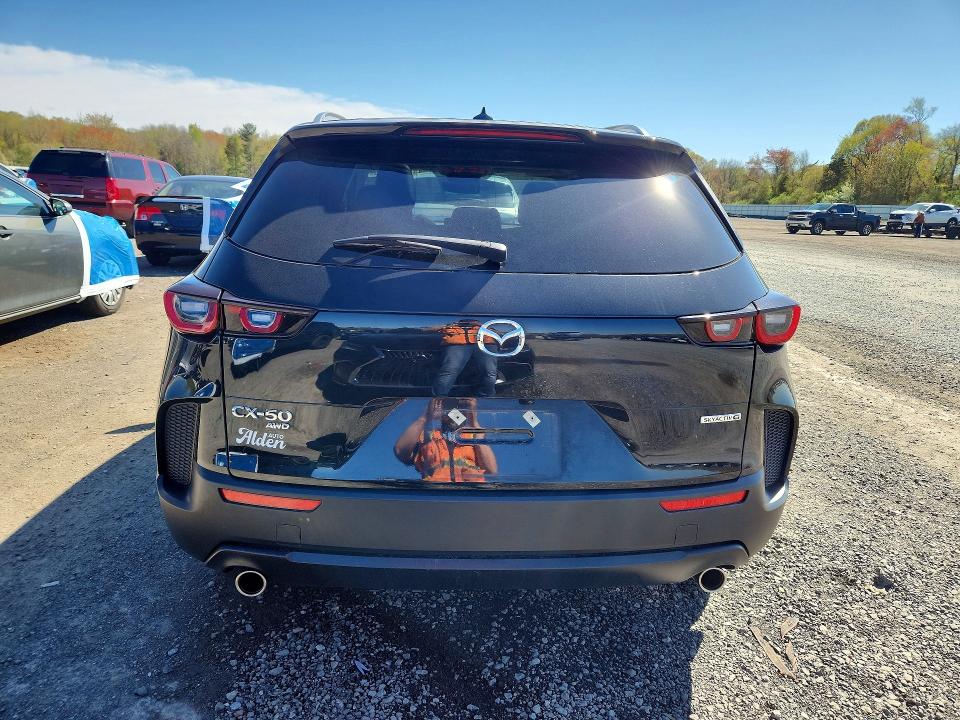 52382626 :رقم المزاد ، 7MMVABDM8RN232809 vin ، 2024 Mazda Cx-50 مزاد بيع