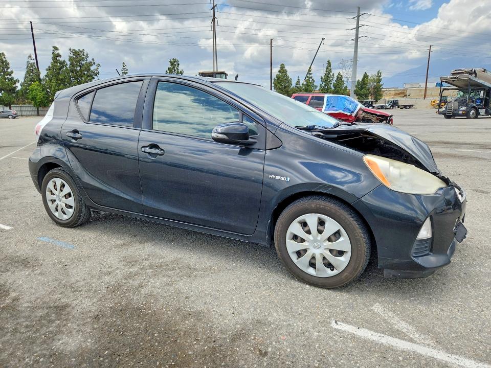 Aukcja sprzedaży 2013 Toyota Prius C, vin: JTDKDTB33D1549410, numer aukcji: 54547556