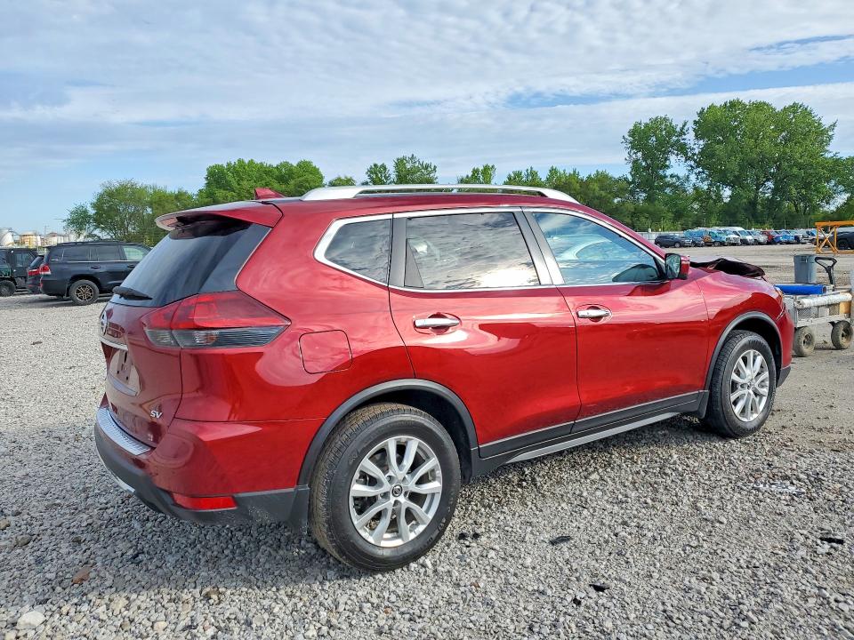 Продаж на аукціоні авто 2018 Nissan Rogue, vin: 5N1AT2MT6JC847435, номер лоту: 52842436