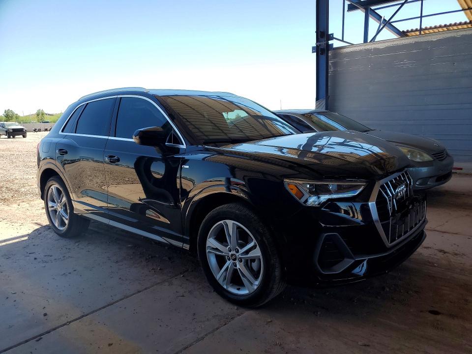2024 Audi Q3 მანქანა იყიდება აუქციონზე, vin: WA1DECF32R1023609, აუქციონის ნომერი: 52935446