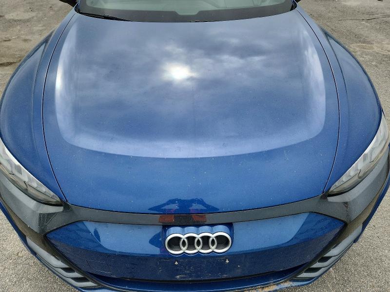2024 Audi E-tron Gt მანქანა იყიდება აუქციონზე, vin: WAUFJBFW9R7002555, აუქციონის ნომერი: 53503686