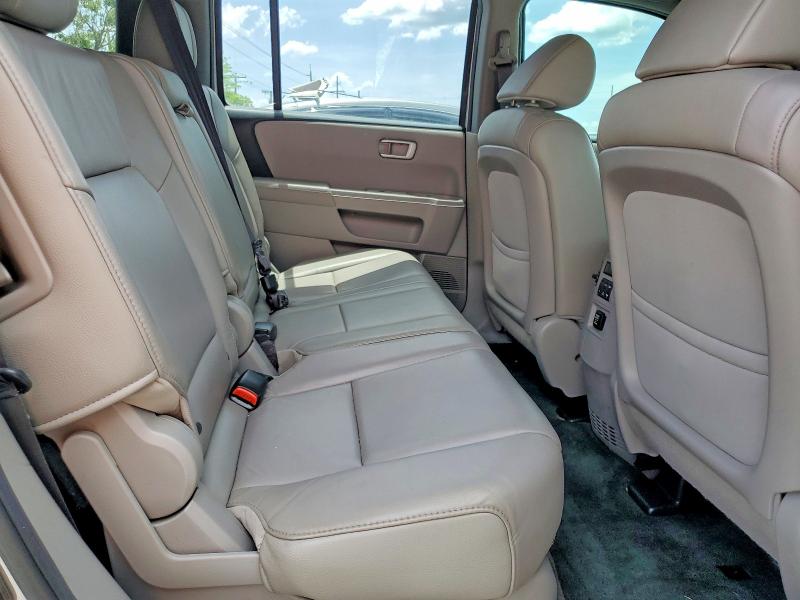 53917976 :رقم المزاد ، 5FNYF4H58DB082320 vin ، 2013 Honda Pilot مزاد بيع
