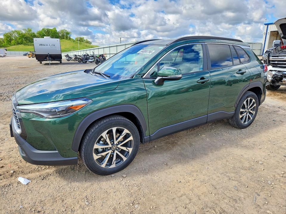 54088796 :رقم المزاد ، 7MUDAABG3NV042414 vin ، 2022 Toyota Corolla Cross مزاد بيع