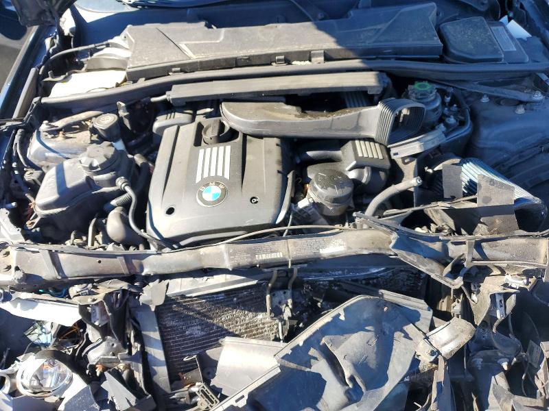 52823586 :رقم المزاد ، WBAPK53599A645585 vin ، 2009 Bmw 328 مزاد بيع