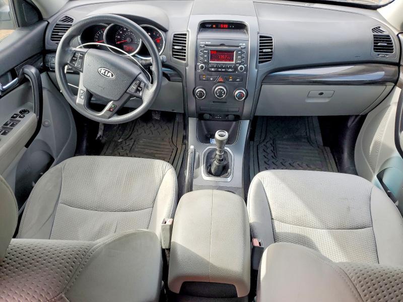 2011 Kia Sorento მანქანა იყიდება აუქციონზე, vin: 5XYKT3A16BG149051, აუქციონის ნომერი: 52242966