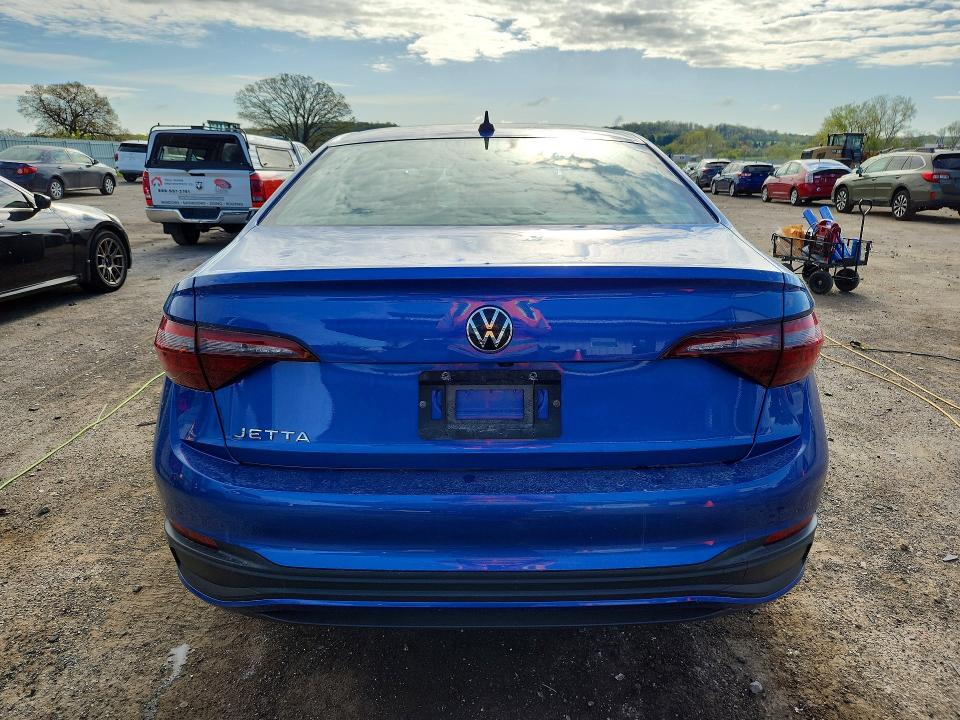 2022 Volkswagen Jetta მანქანა იყიდება აუქციონზე, vin: 3VWCM7BU2NM012856, აუქციონის ნომერი: 51997886