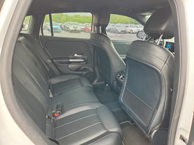 2021 Mercedes-benz Gla მანქანა იყიდება აუქციონზე, vin: W1N4N4HB2MJ164696, აუქციონის ნომერი: 53507176