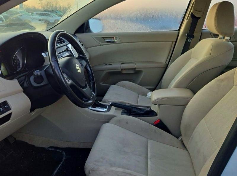52953296 :رقم المزاد ، JS2RF9A17B6110051 vin ، 2011 Suzuki Kizashi مزاد بيع