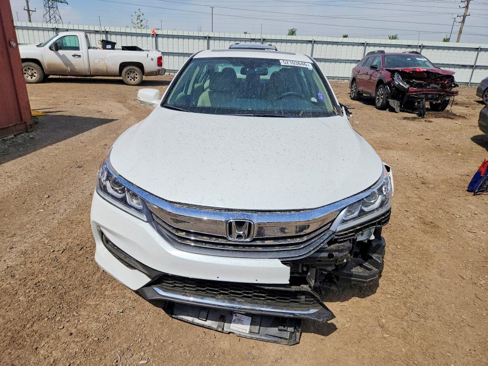 Aukcja sprzedaży 2017 Honda Accord, vin: 1HGCR2F80HA116995, numer aukcji: 52103646