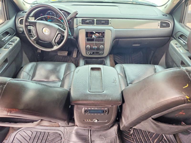 52902146 :رقم المزاد ، 1GNUCAE03AR253129 vin ، 2010 Chevrolet Tahoe مزاد بيع