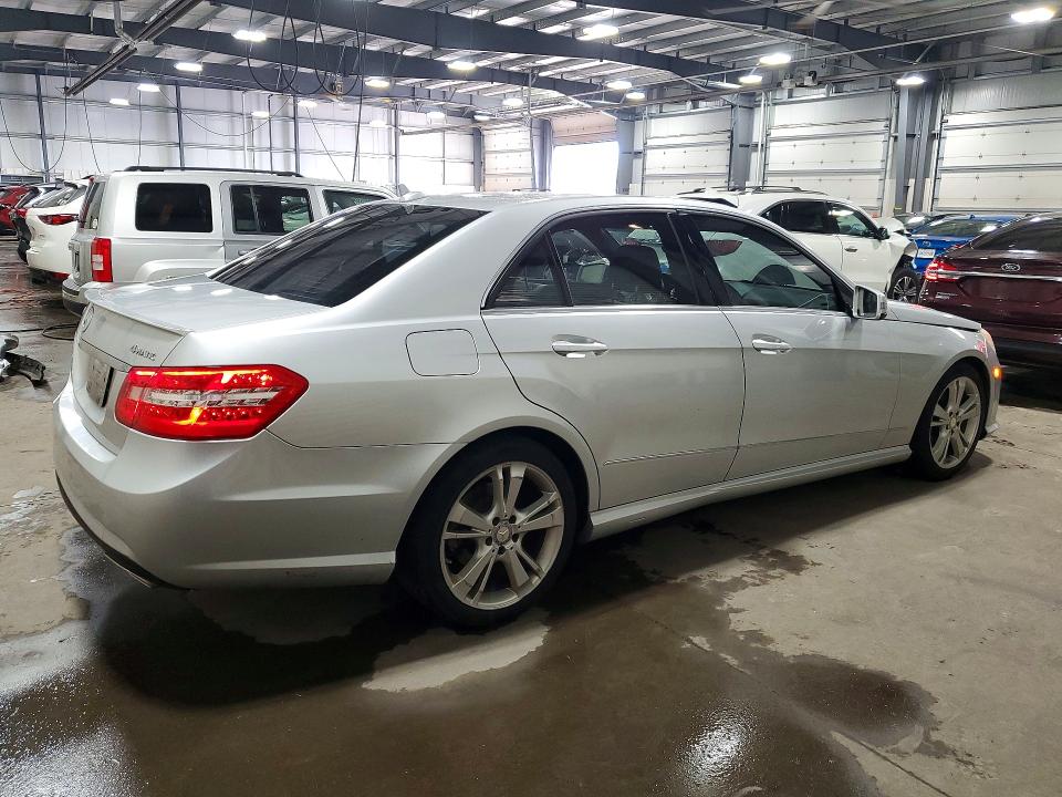 2013 Mercedes-benz E მანქანა იყიდება აუქციონზე, vin: WDDHF8JB0DA722803, აუქციონის ნომერი: 53573656
