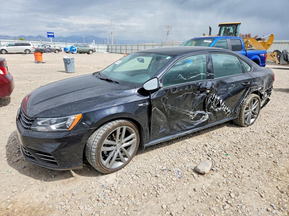 2018 Volkswagen Passat მანქანა იყიდება აუქციონზე, vin: 1VWAA7A31JC000976, აუქციონის ნომერი: 52424576