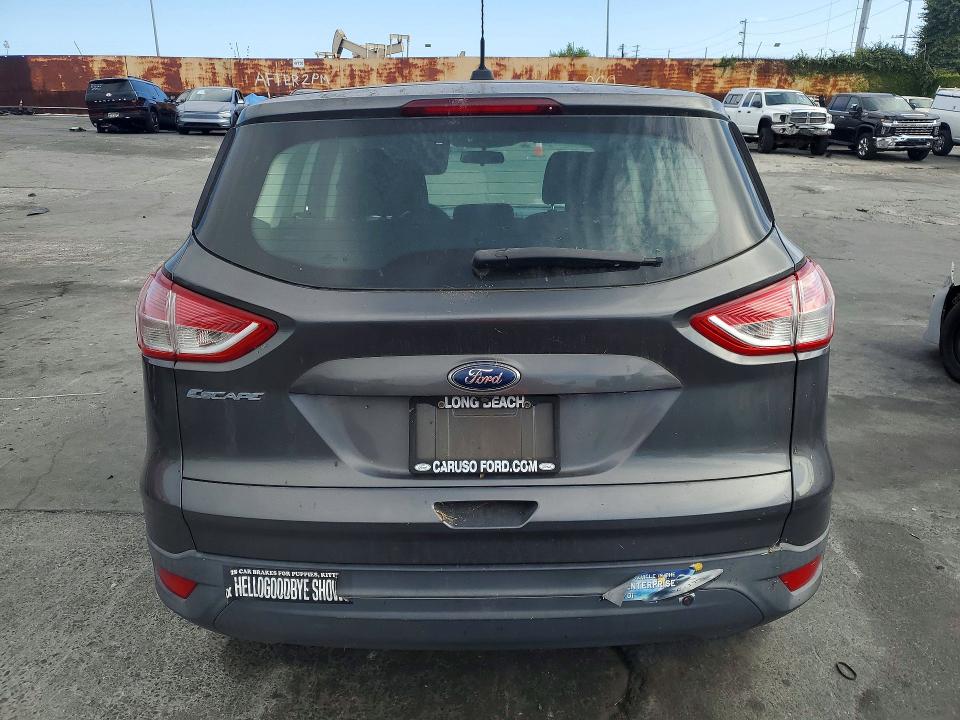 2015 Ford Escape მანქანა იყიდება აუქციონზე, vin: 1FMCU0F71FUA25542, აუქციონის ნომერი: 55396516