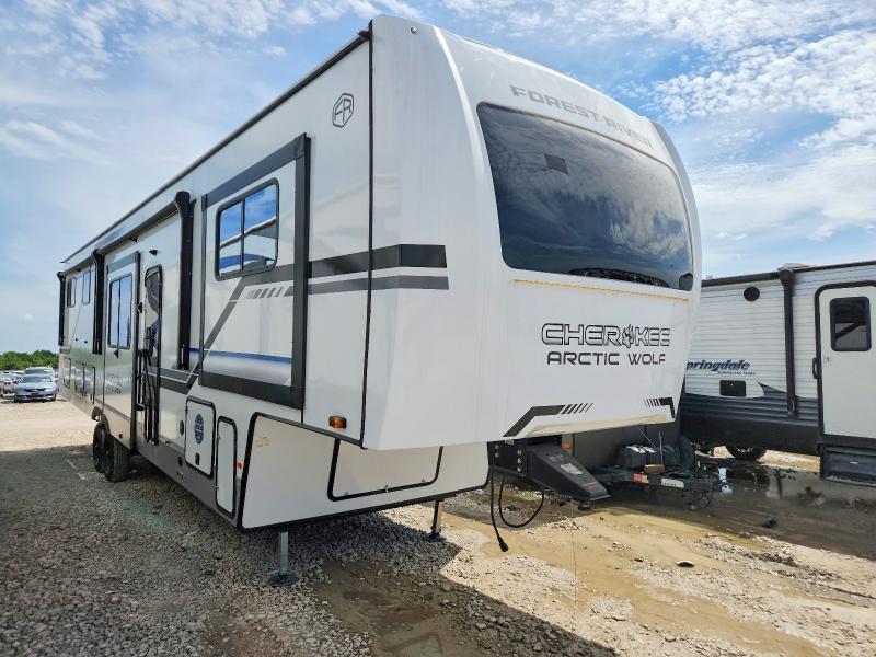 Продажа на аукционе авто 2025 Cherokee By Forest R Trailers, vin: 5ZT3CK5B5S0719059, номер лота: 51813396