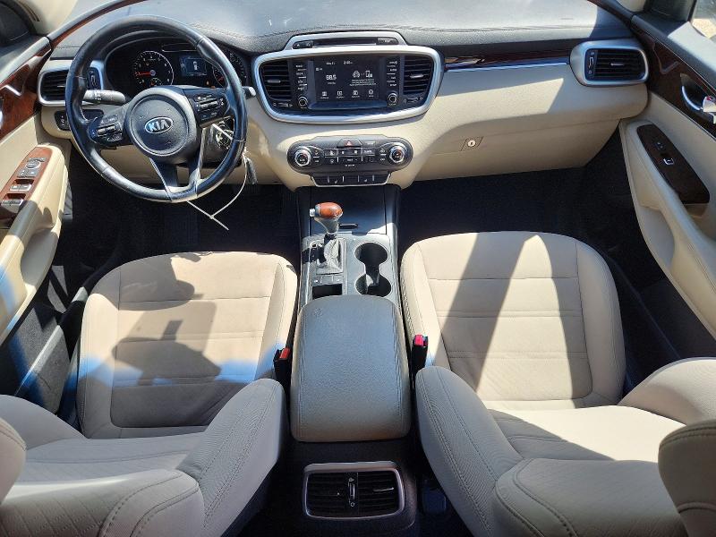 2017 Kia Sorento მანქანა იყიდება აუქციონზე, vin: 5XYPG4A34HG250955, აუქციონის ნომერი: 52588696