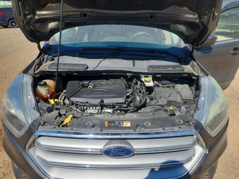 55018126 :رقم المزاد ، 1FMCU9GD5HUD18193 vin ، 2017 Ford Escape مزاد بيع