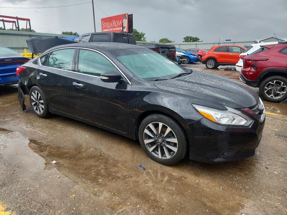55155836 :رقم المزاد ، 1N4AL3APXHC159794 vin ، 2017 Nissan Altima مزاد بيع