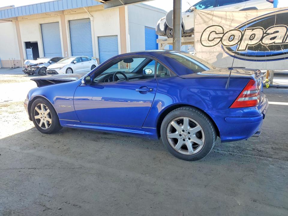 53423116 :رقم المزاد ، WDBKK49F43F289949 vin ، 2003 Mercedes-benz Slk مزاد بيع