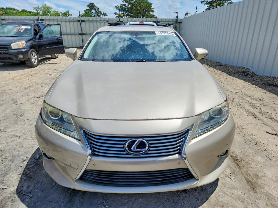 54120046 :رقم المزاد ، JTHBK1GG8F2175765 vin ، 2015 Lexus Es مزاد بيع