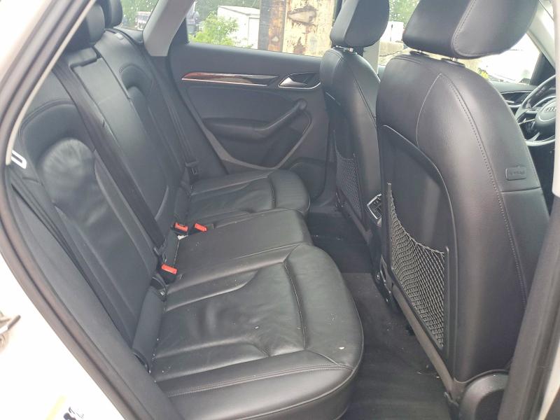 2015 Audi Q3 მანქანა იყიდება აუქციონზე, vin: WA1EFCFS1FR009626, აუქციონის ნომერი: 52270886