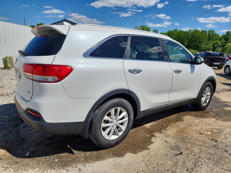 2017 Kia Sorento მანქანა იყიდება აუქციონზე, vin: 5XYPG4A34HG250955, აუქციონის ნომერი: 52588696