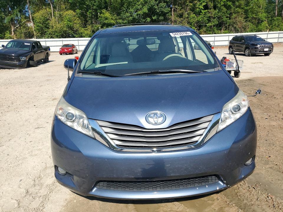 Продажа на аукционе авто 2014 Toyota Sienna, vin: 5TDYK3DC4ES520628, номер лота: 54239796