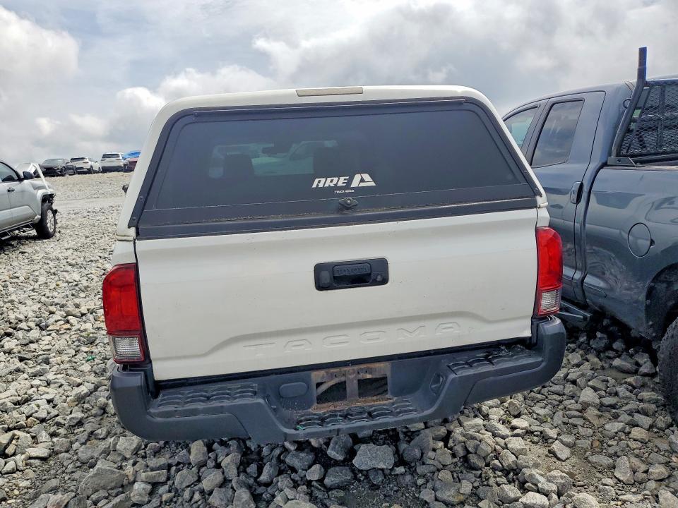 Продаж на аукціоні авто 2018 Toyota Tacoma, vin: 5TFRX5GN8JX125211, номер лоту: 53844326