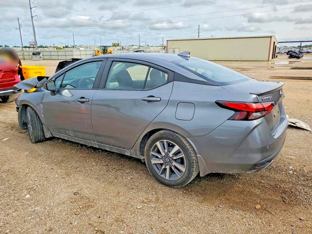 54773416 :رقم المزاد ، 3N1CN8EV0LL811986 vin ، 2020 Nissan Versa مزاد بيع