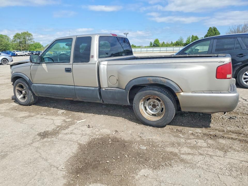 53257626 :رقم المزاد ، 1GTCS19W128215427 vin ، 2002 Gmc Sonoma مزاد بيع
