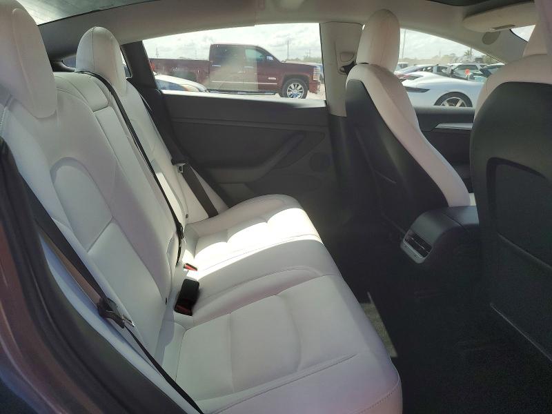 51778596 :رقم المزاد ، 5YJ3E1EA7MF025121 vin ، 2021 Tesla Model 3 مزاد بيع