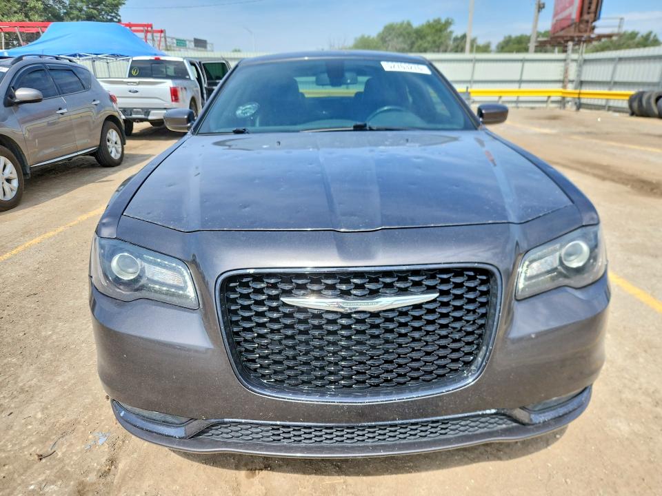 Продажа на аукционе авто 2019 Chrysler 300, vin: 2C3CCABG9KH625925, номер лота: 52763276