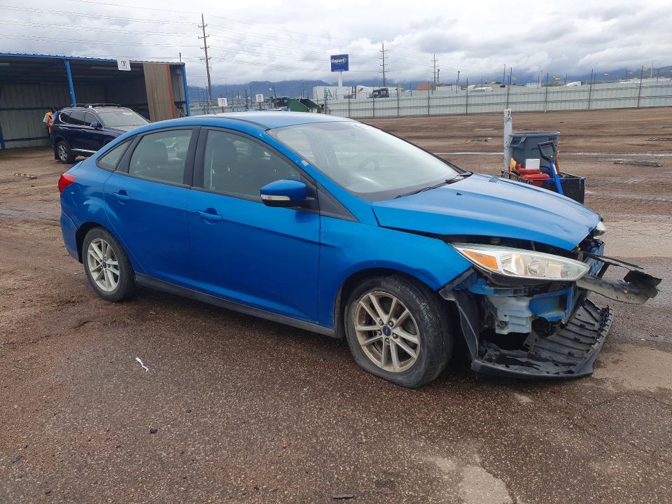 54769466 :رقم المزاد ، 1FADP3F2XFL300083 vin ، 2015 Ford Focus مزاد بيع