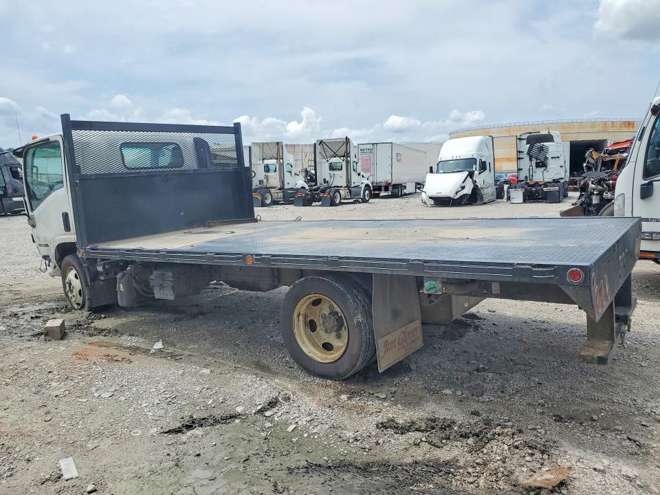 54490626 :رقم المزاد ، JALC4W167R7K02215 vin ، 2024 Isuzu Npr Xd مزاد بيع