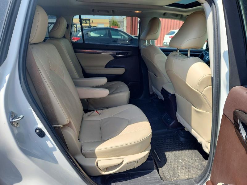 Aukcja sprzedaży 2022 Toyota Highlander, vin: 5TDFZRBH1NS222820, numer aukcji: 53640696