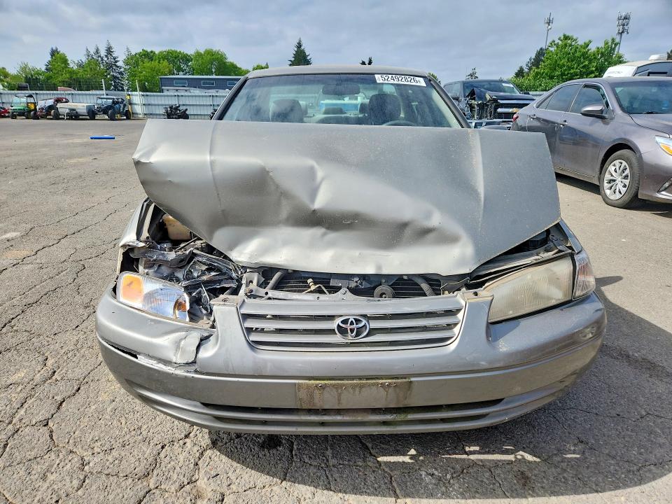 52492826 :رقم المزاد ، JT2BG22K3V0072065 vin ، 1997 Toyota Camry مزاد بيع