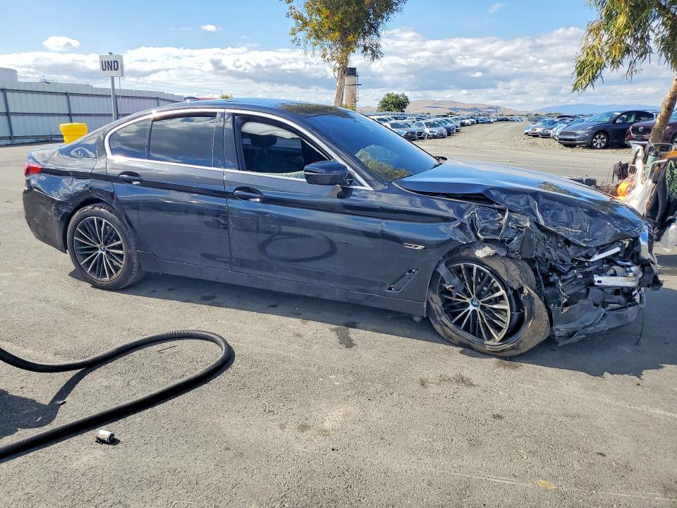 55166746 :رقم المزاد ، WBA33AG01PCL69696 vin ، 2023 Bmw 530xe مزاد بيع