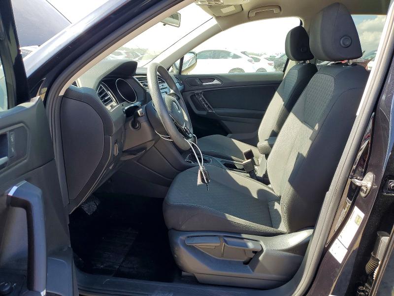 55152026 :رقم المزاد ، 3VV1B7AX1LM013636 vin ، 2020 Volkswagen Tiguan مزاد بيع