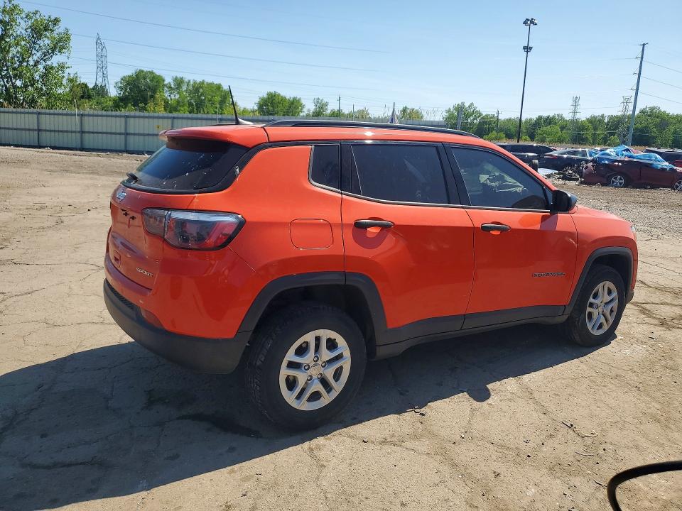 55420796 :رقم المزاد ، 3C4NJDAB1JT101045 vin ، 2018 Jeep Compass مزاد بيع