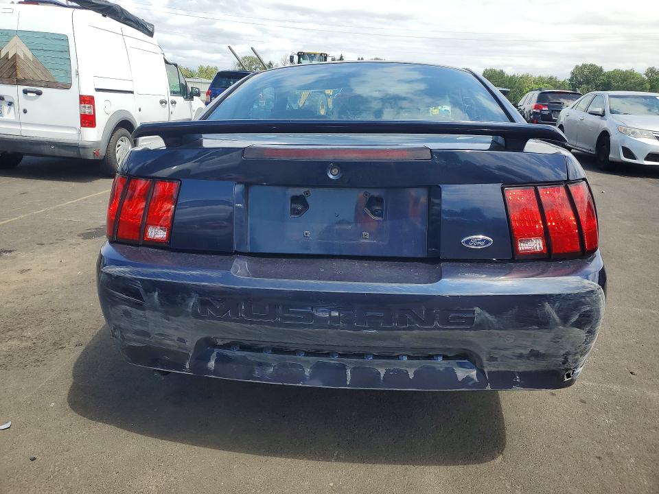 55747736 :رقم المزاد ، 1FAFP40471F103808 vin ، 2001 Ford Mustang مزاد بيع