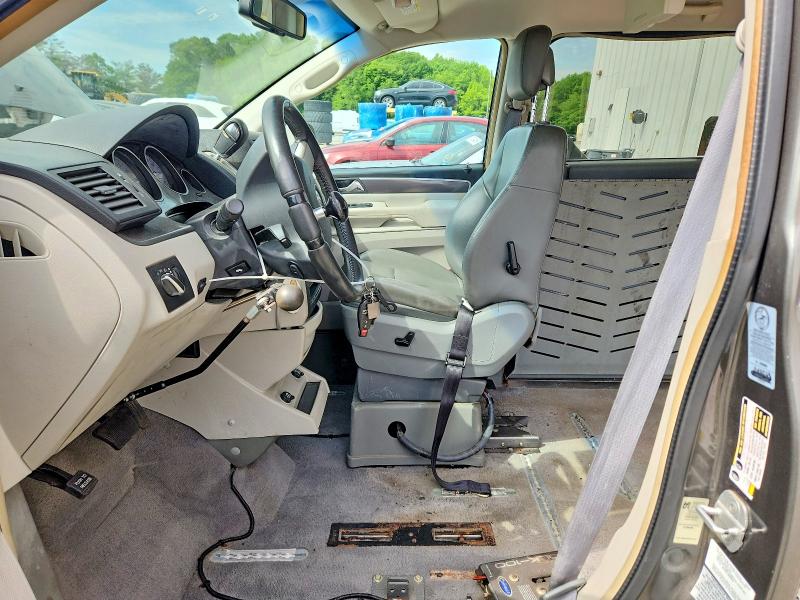 Продажа на аукционе авто 2010 Volkswagen Routan, vin: 2V4RW3D17AR306202, номер лота: 52422096
